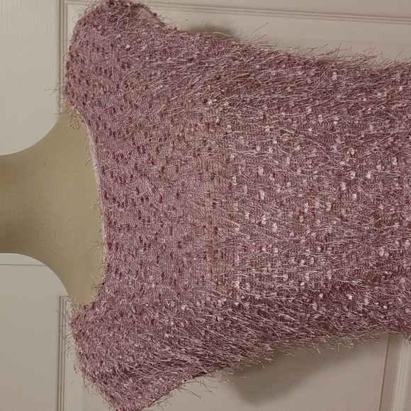 🛳️ Isle Top - Picture 2 of 16